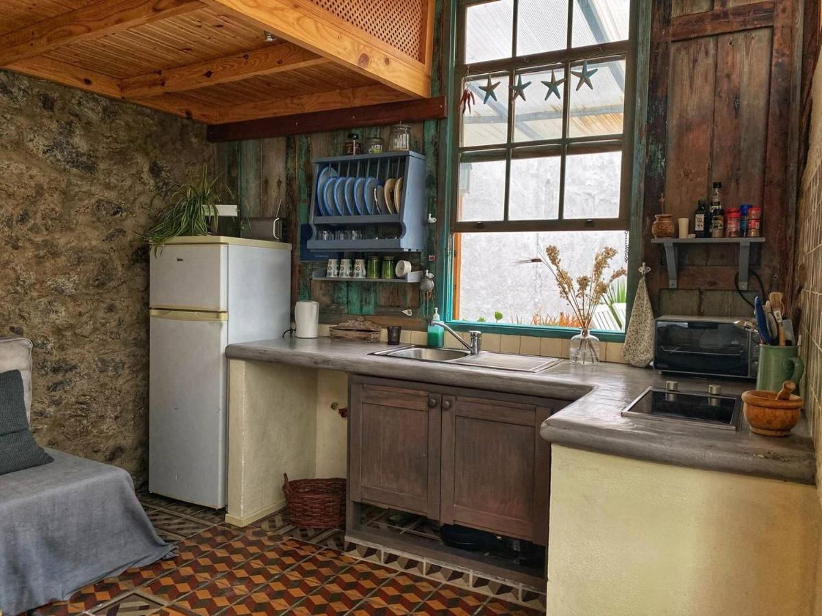 La Casita Azul Villa Caleta de Interian Bagian luar foto