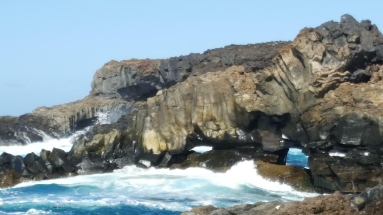La Casita Azul Villa Caleta de Interian Bagian luar foto