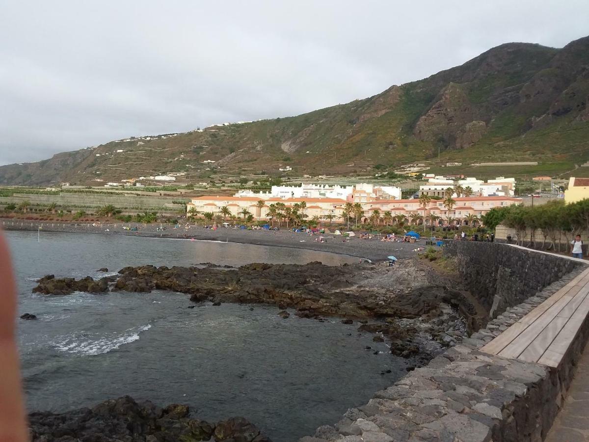La Casita Azul Villa Caleta de Interian Bagian luar foto