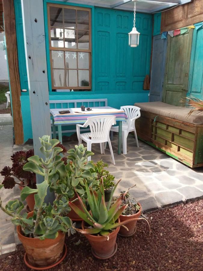 La Casita Azul Villa Caleta de Interian Bagian luar foto