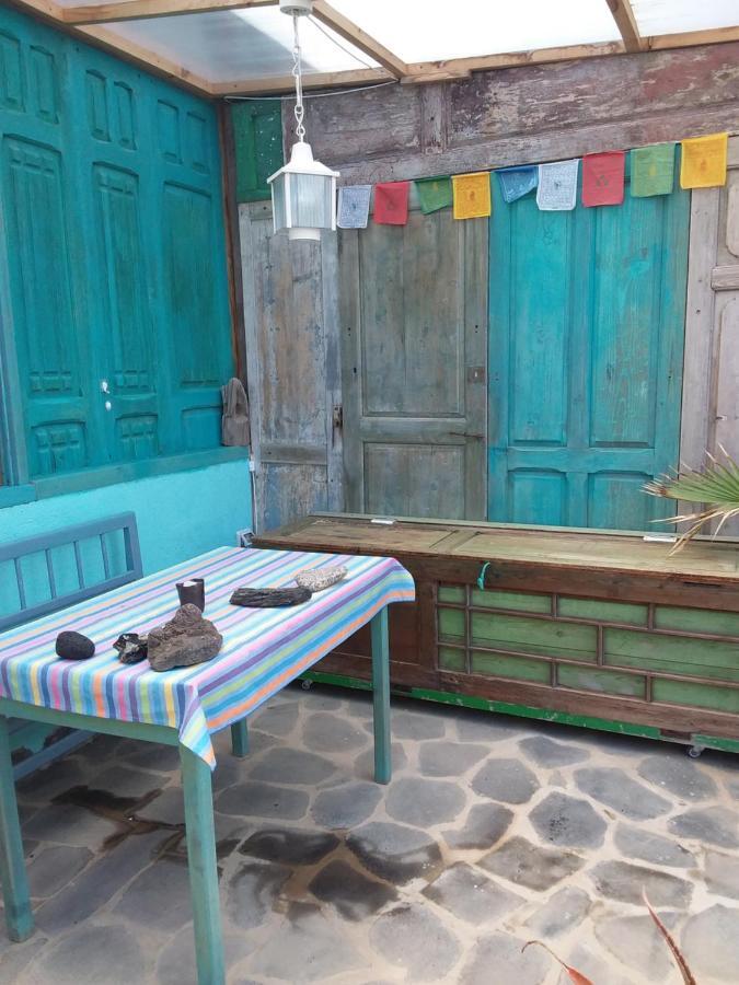 La Casita Azul Villa Caleta de Interian Bagian luar foto
